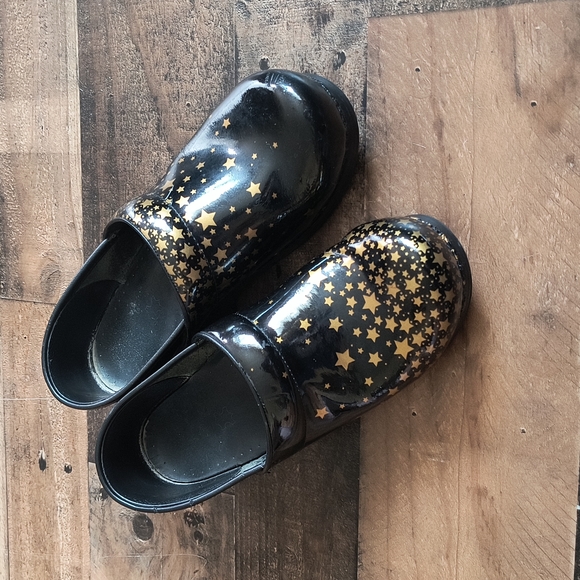 Dansko Shoes - Dansko Black And Gold Falling Star Clog Sz 39 8.5 Women